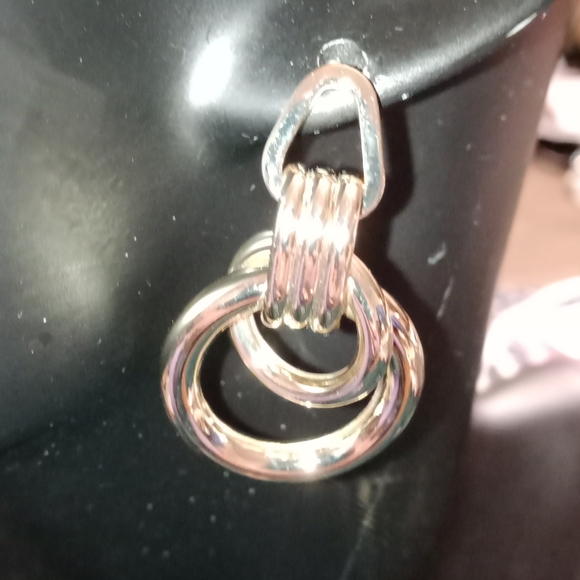 Abilith 14k Yellow Gold Plated Circle Earrings - Picture 3 of 3